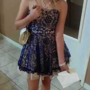 Be Darlin formal dress size 3/4, worn 1 time!